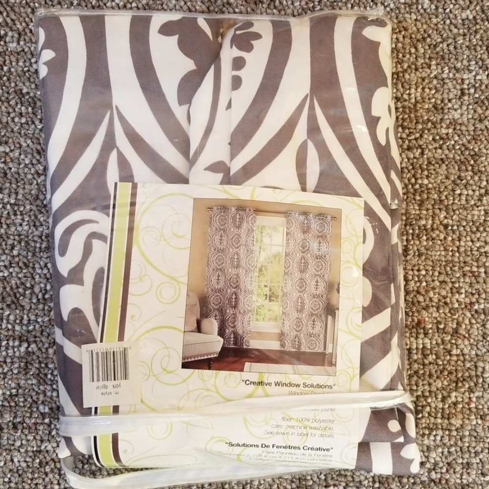 York, m. Style curtains - gray and white. NWOT 2, 40" x 84" panels